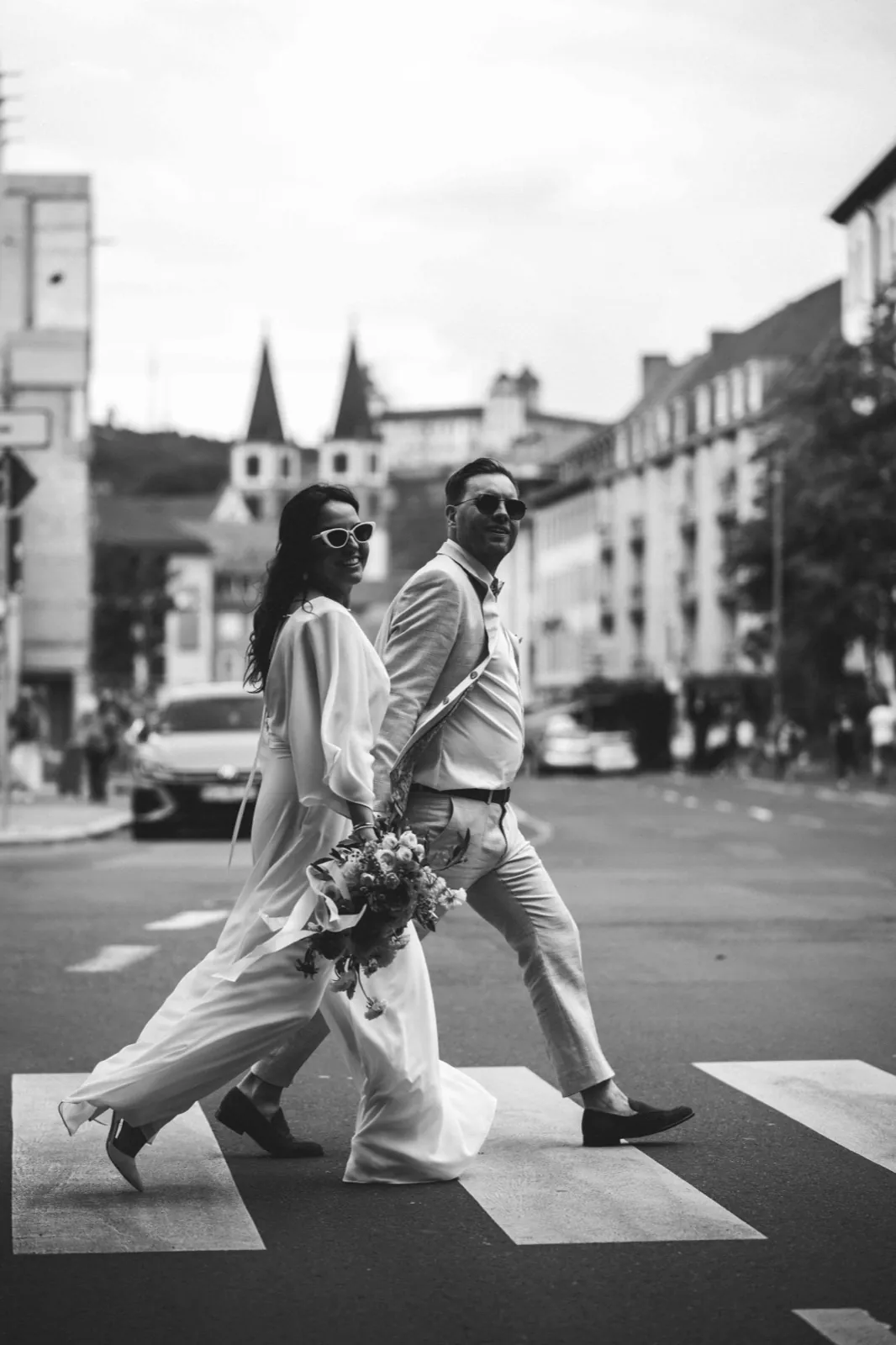 Hochzeitsfotograf Wiesbaden: Locations, Preise & Tipps